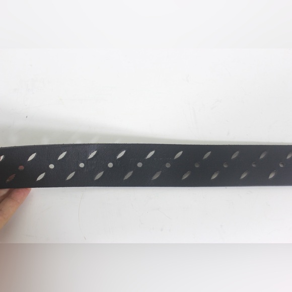 Pierced Wide Black Leather Belt with Silver Buckle 25 26 27 28 29 30 31 - Picture 7 of 9